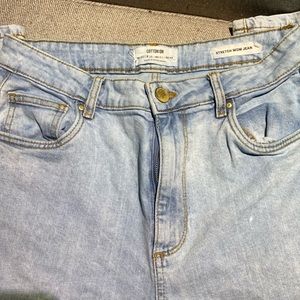 Cotton On Stretch Mom Jeans Size 8 / 10 Light Wash Ripped